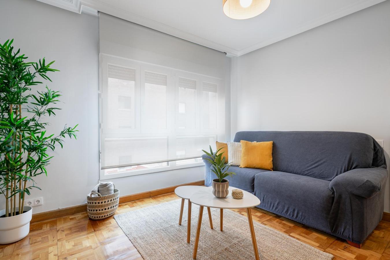 Apartamento Tres Mares Gijon Exterior photo