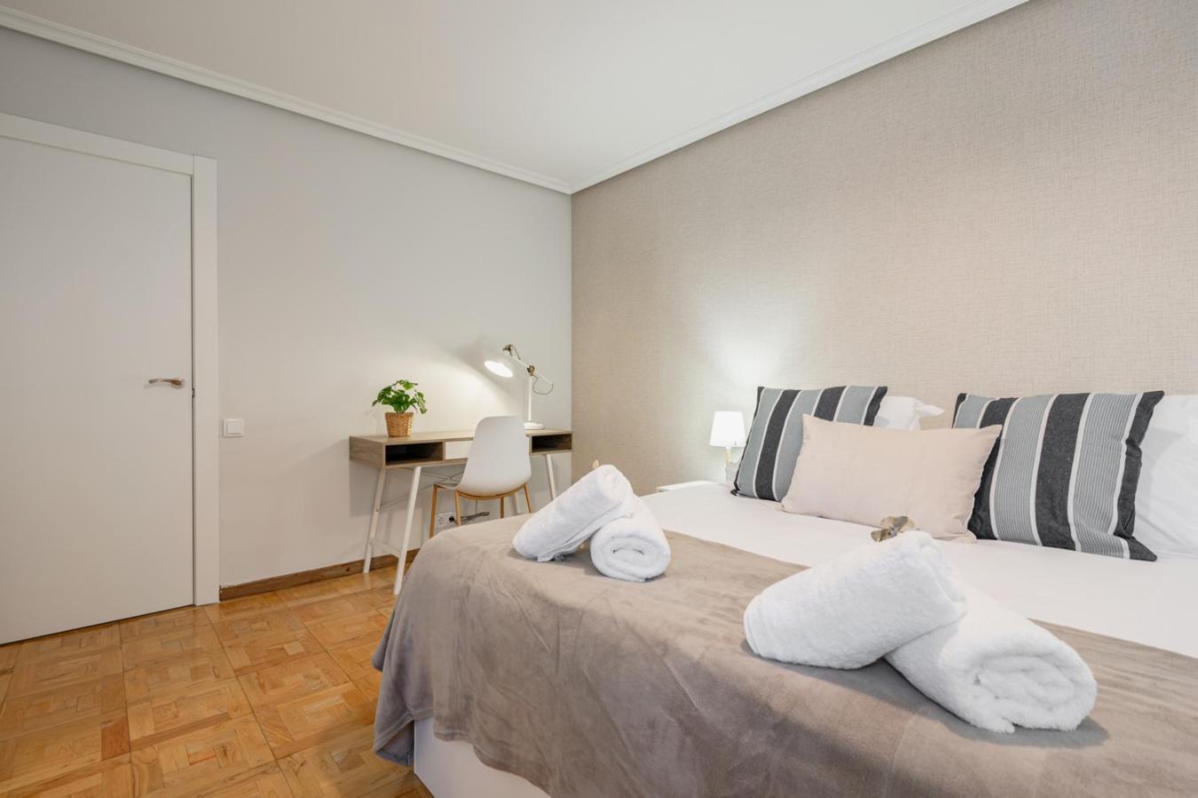 Apartamento Tres Mares Gijon Exterior photo