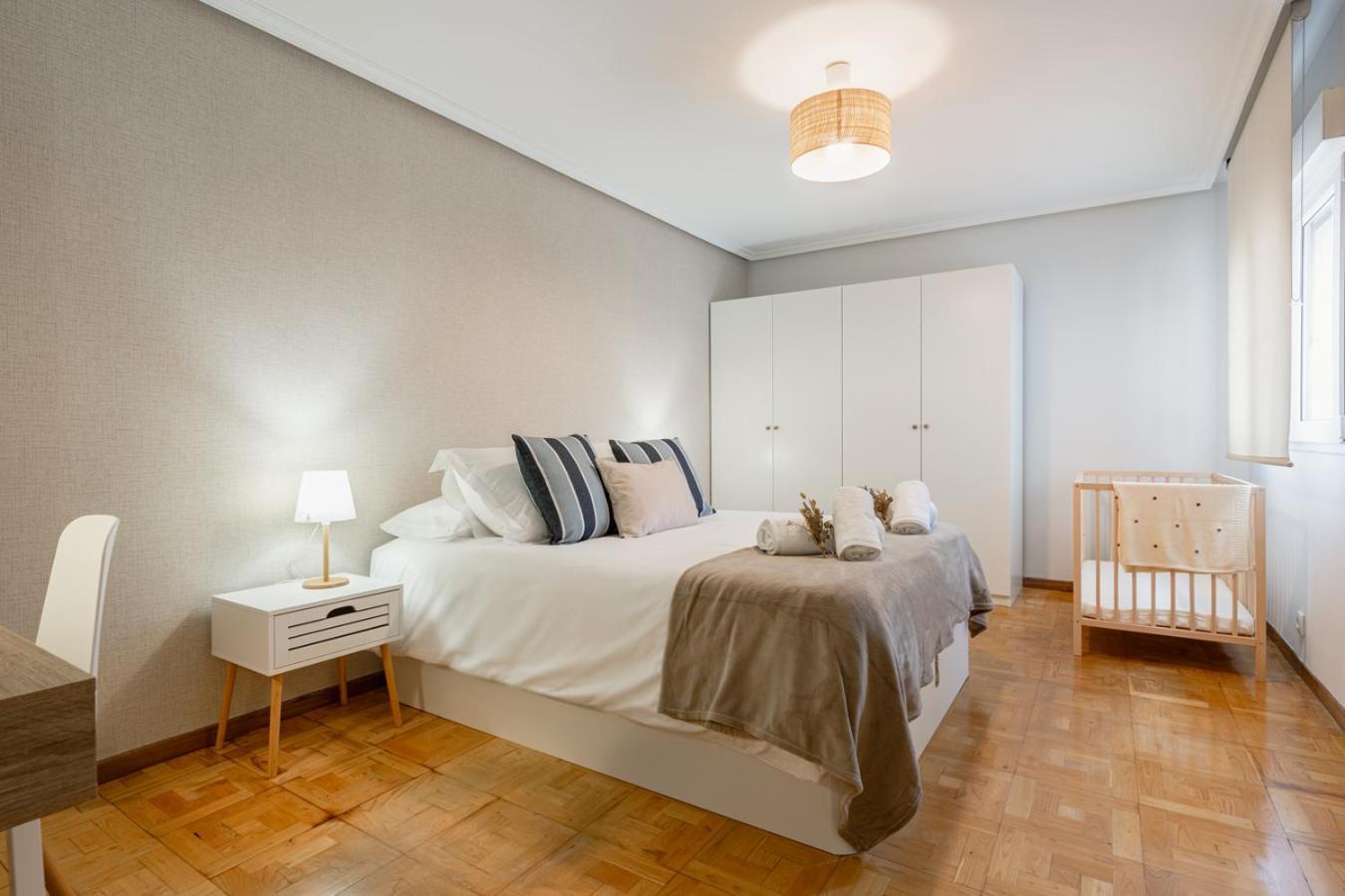 Apartamento Tres Mares Gijon Exterior photo